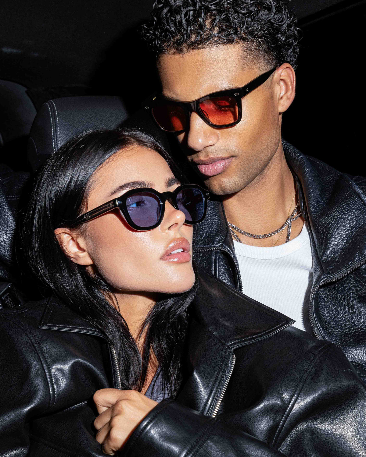 Black and Silver - Blue / Noir et Argent - Bleus / Sunglasses / Solaire