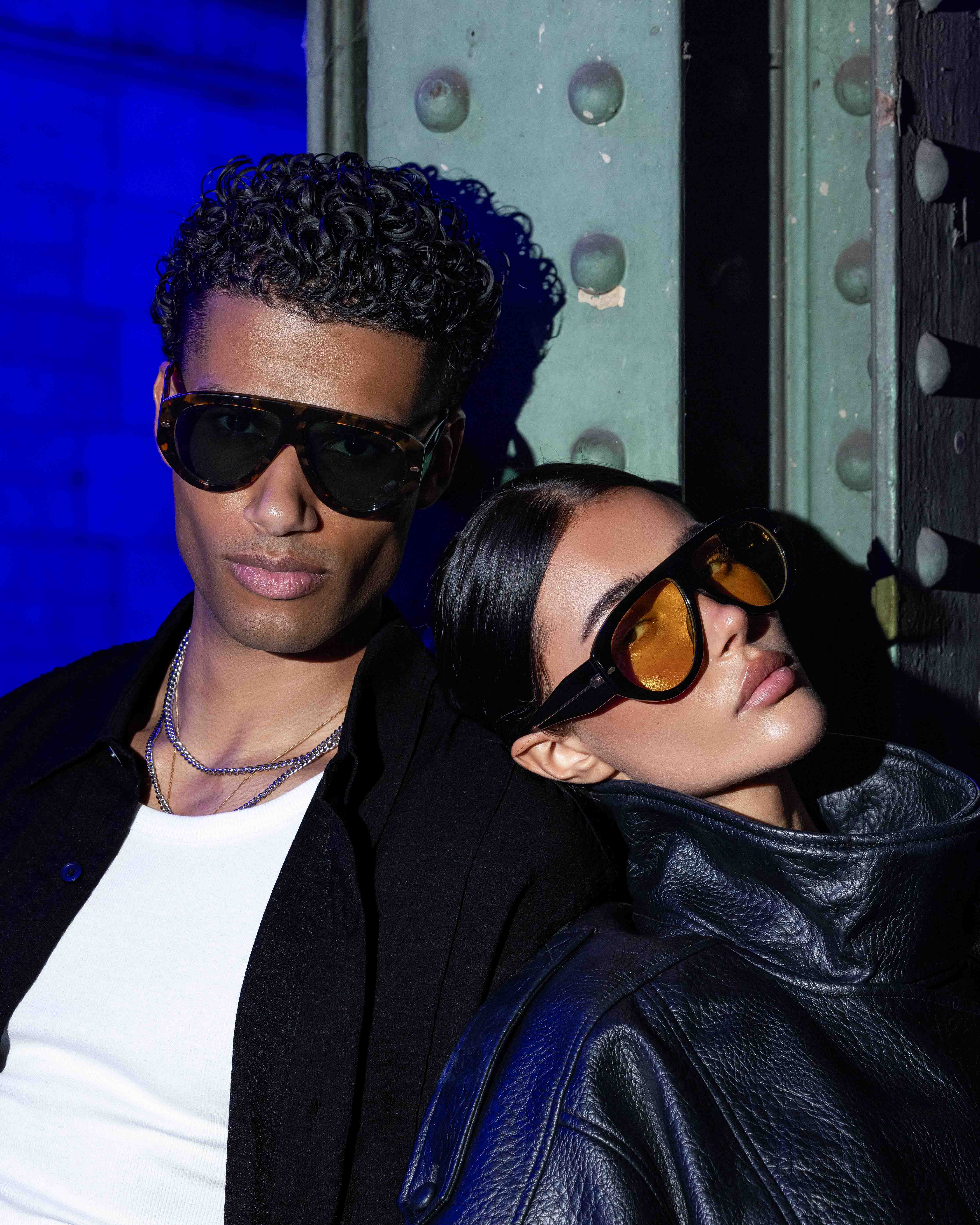 Black and Gold - Yellow / Noir et Or - Jaune / Sunglasses / Solaire