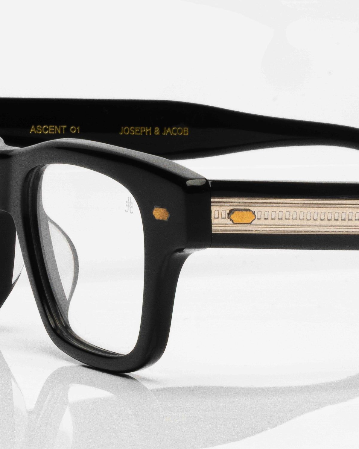 Black and Gold / Noir et Or / Optics / Optique