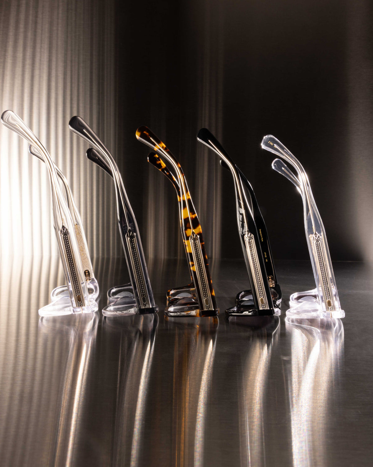 Transparent and Gold - Gradient Grey / Transparent et Or - Dégradé gris / Sunglasses / Solaire