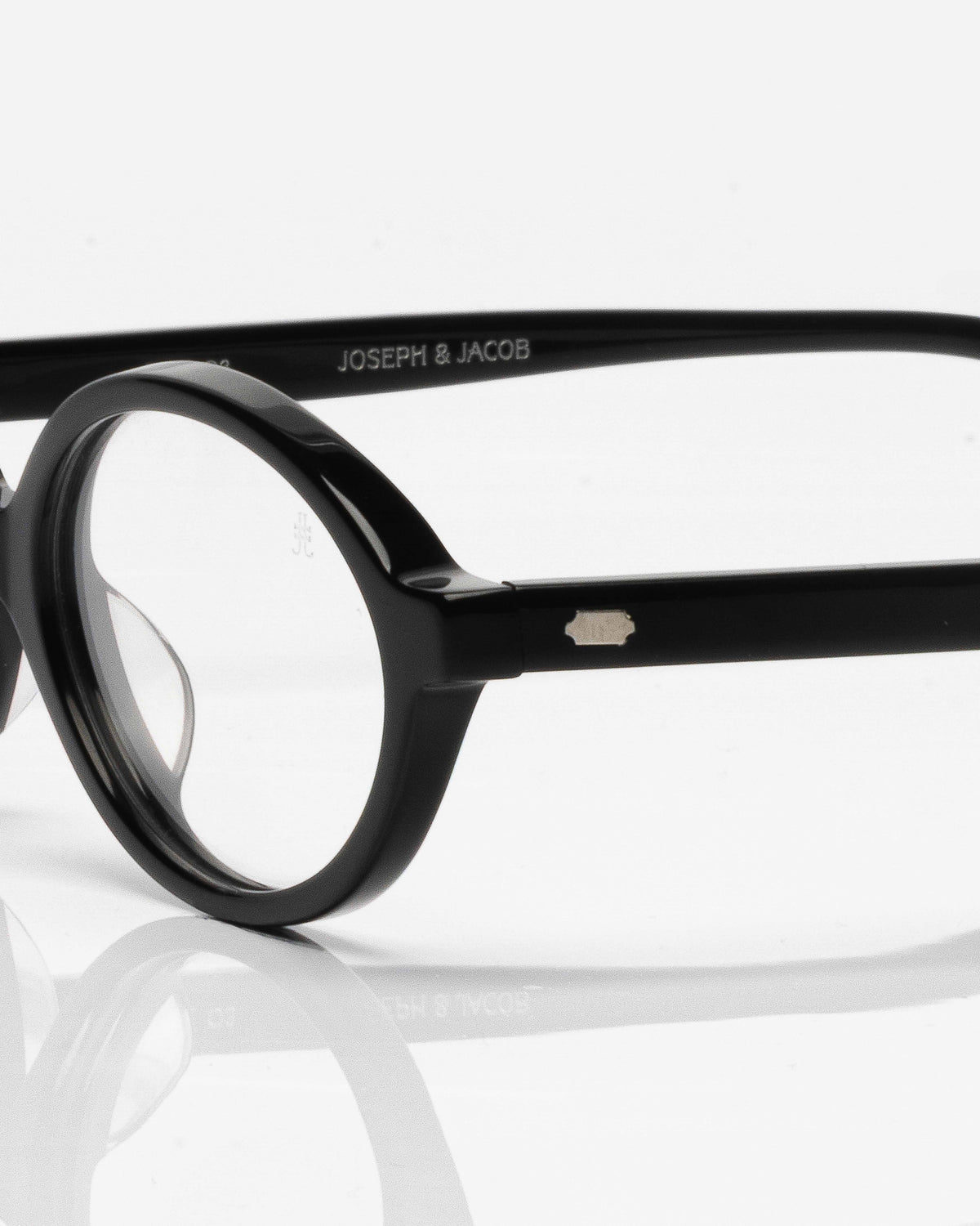 Black and Silver / Noir et Argent / Optics / Optique