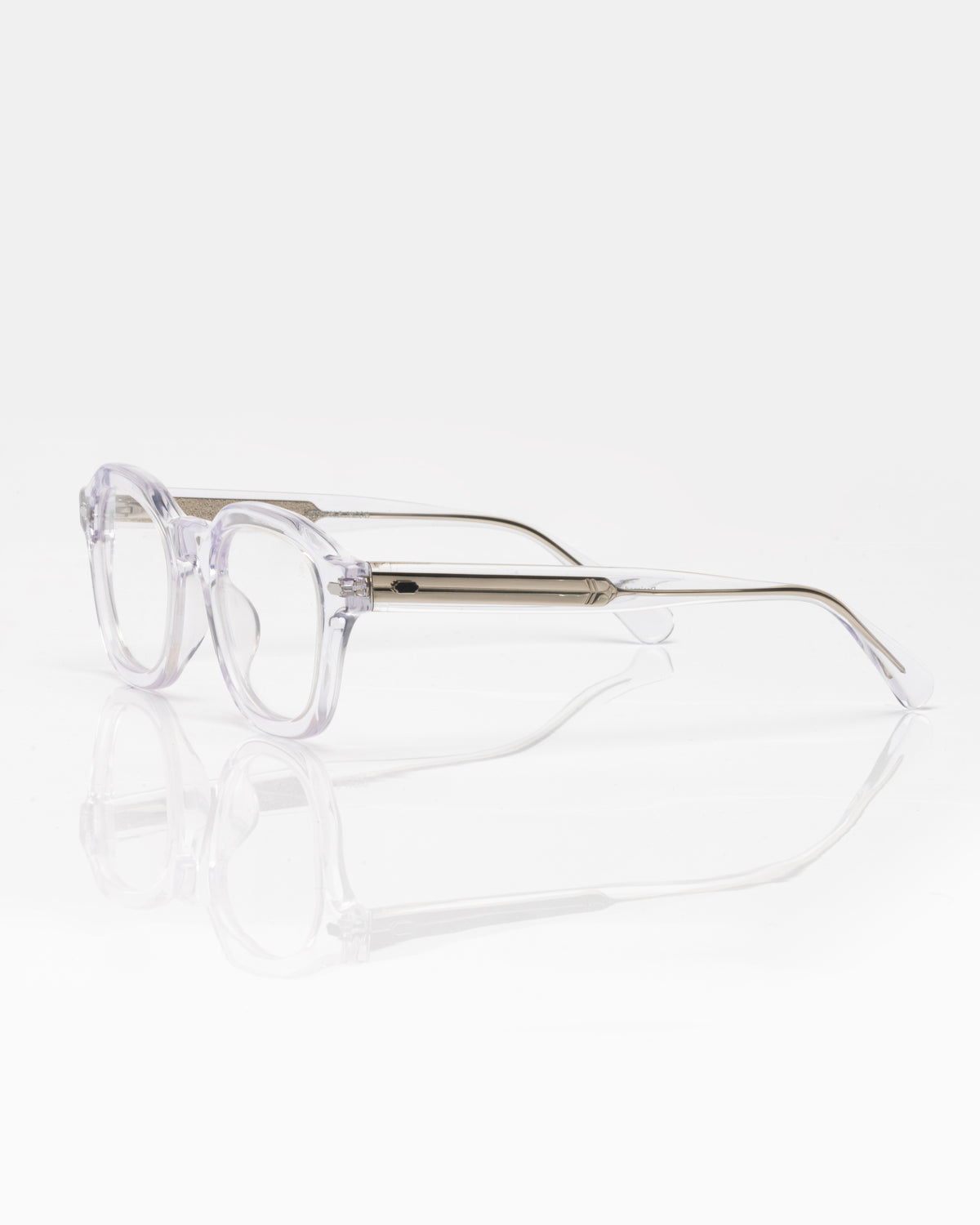 Transparent and Silver / Transparent et Argent / Optics / Optique