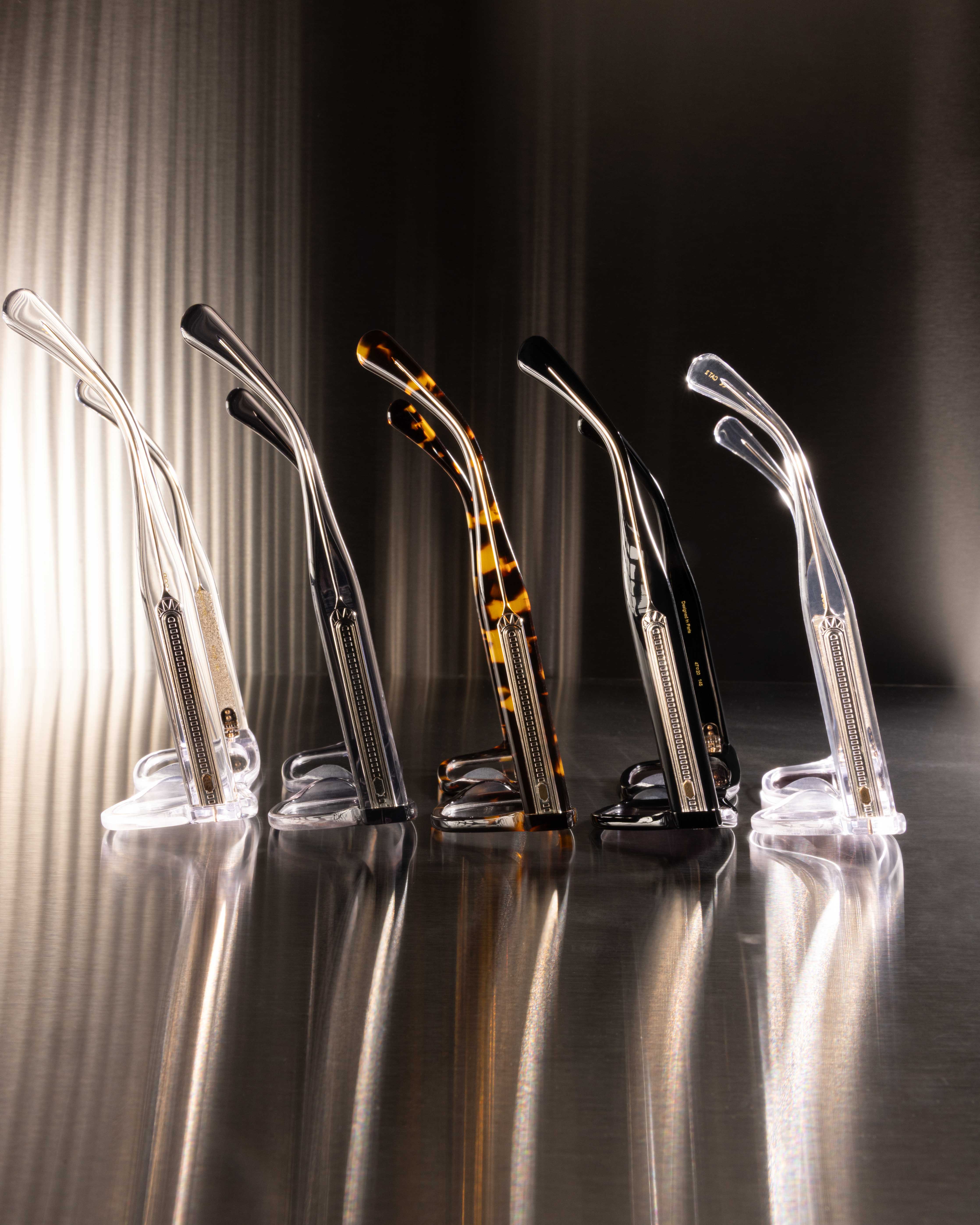 Transparent and Gold - Gradient Grey / Transparent et Or - Dégradé gris / Sunglasses / Solaire