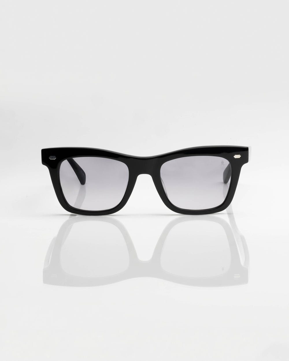 Black and Silver - Gradient Grey / Noir et Argent - Dégradé Gris / Sunglasses / Solaire