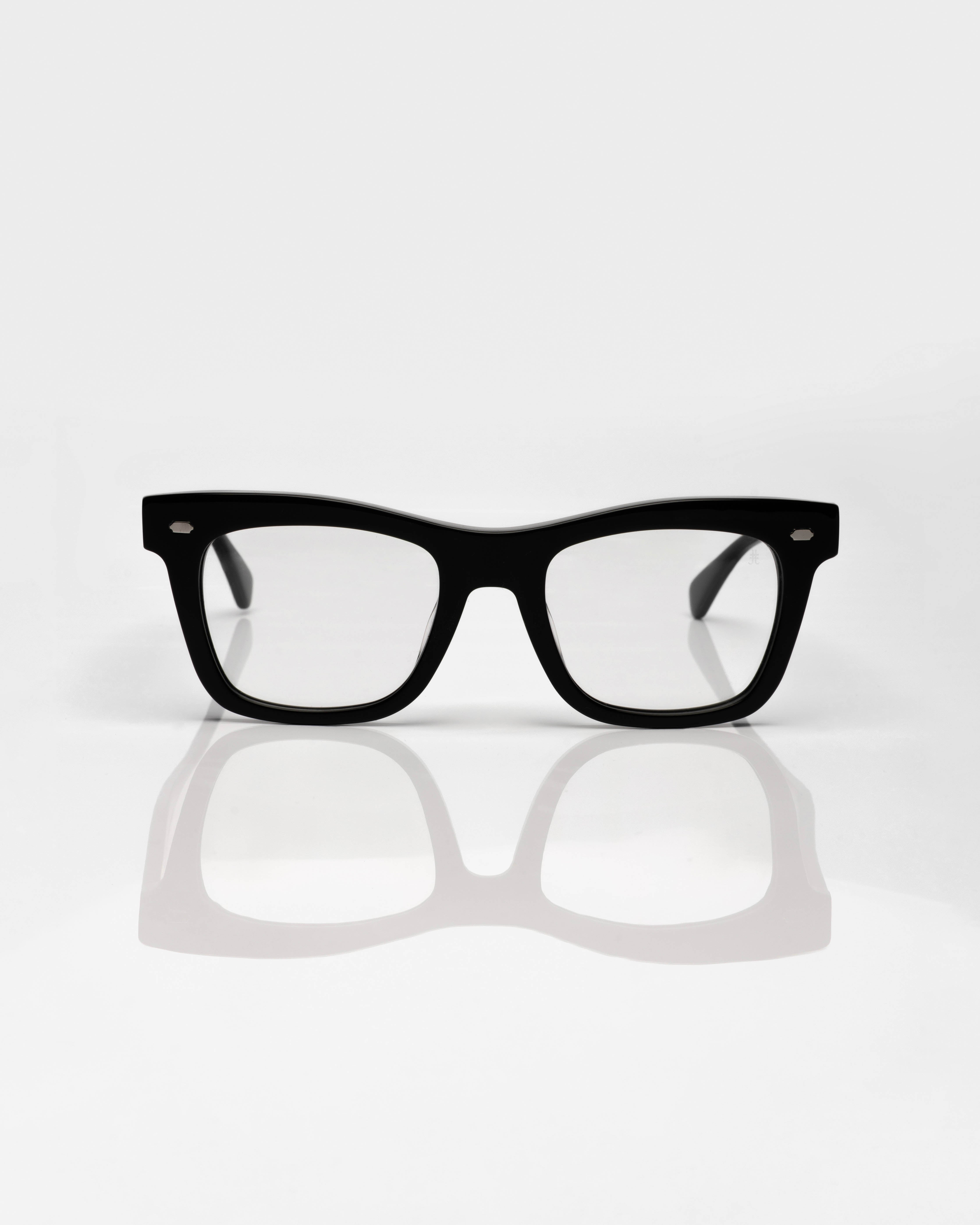 Black and Silver / Noir et Argent / Optics / Optique