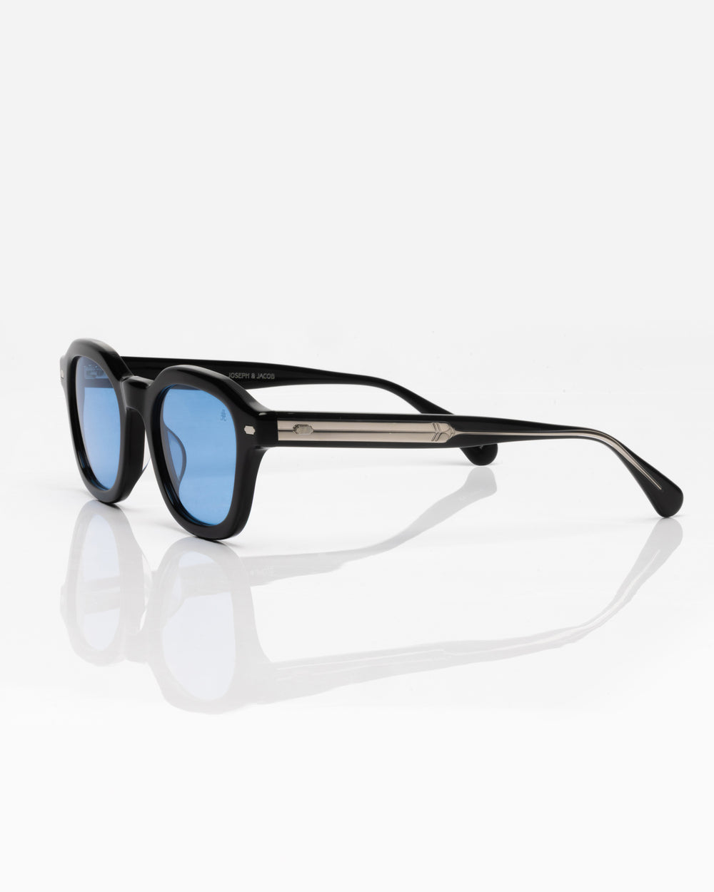 Black and Silver - Blue / Noir et Argent - Bleus / Sunglasses / Solaire