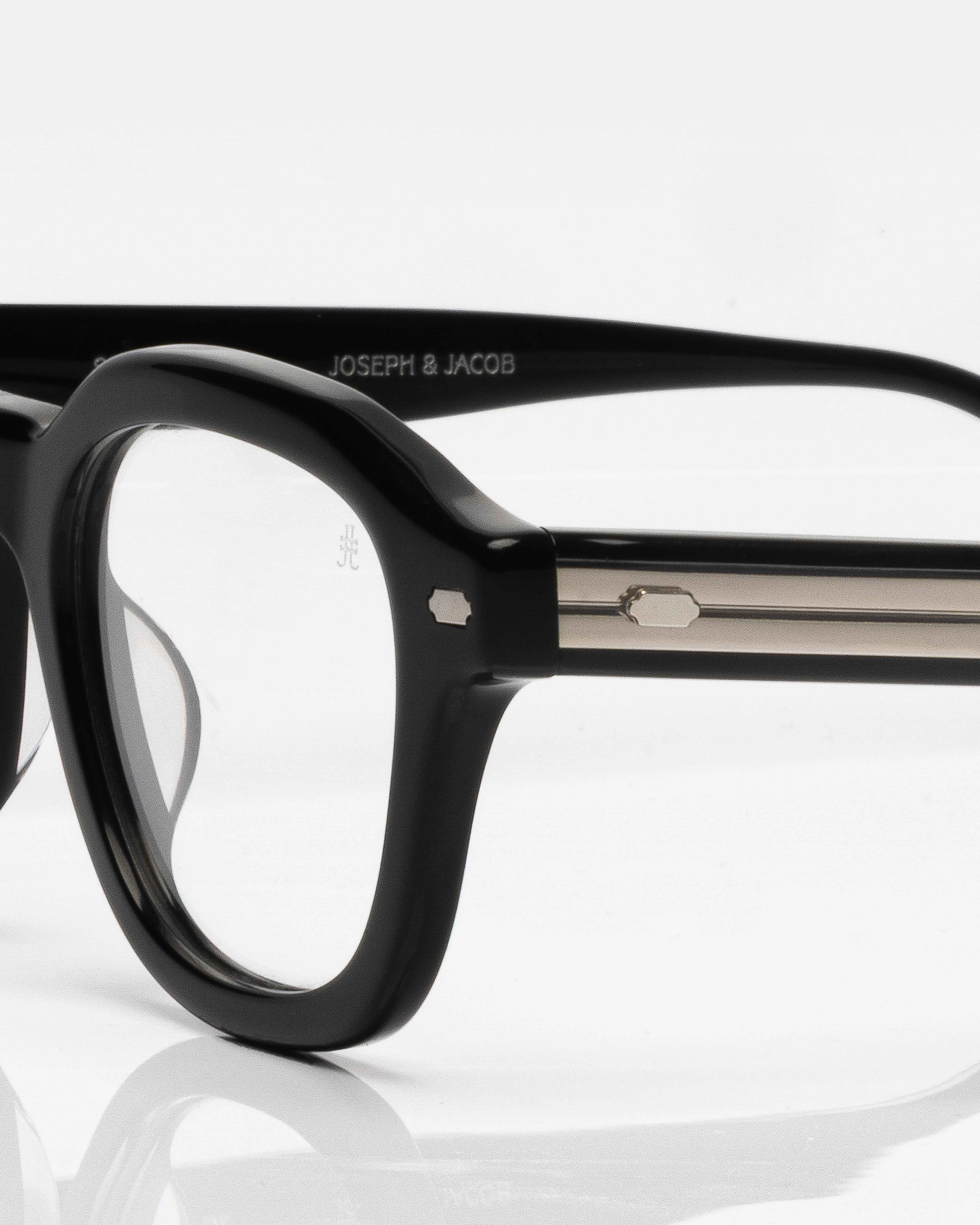 Black and Silver  / Noir et Argent / Optics / Optique